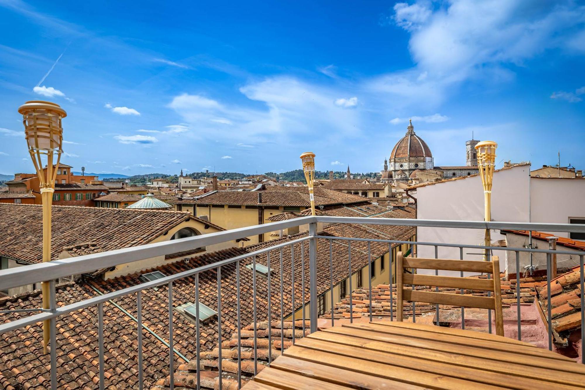 Yd Stunning Terrace On The Accademia Apartment Флоренция Екстериор снимка